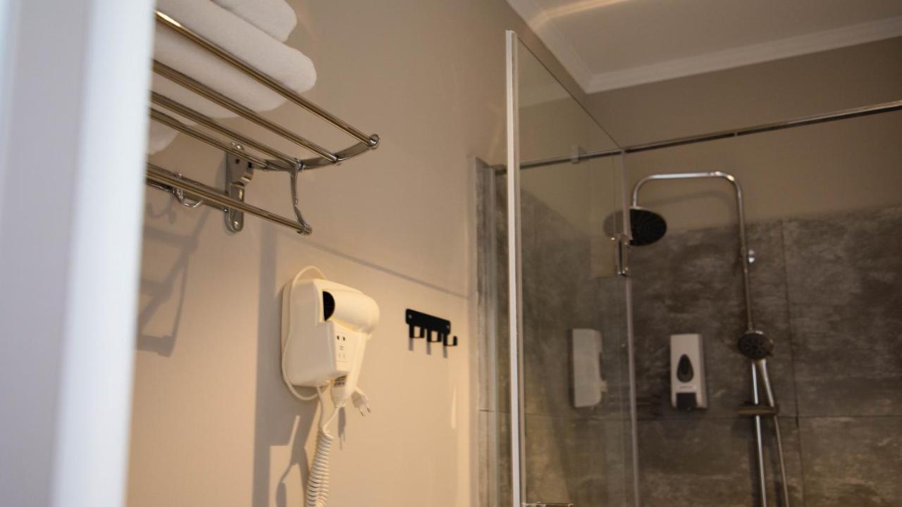 Zodiac Hotel Atyrau Bagian luar foto